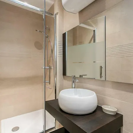 Appartamento Charmant Studio Neuf Proche Des Invalides *